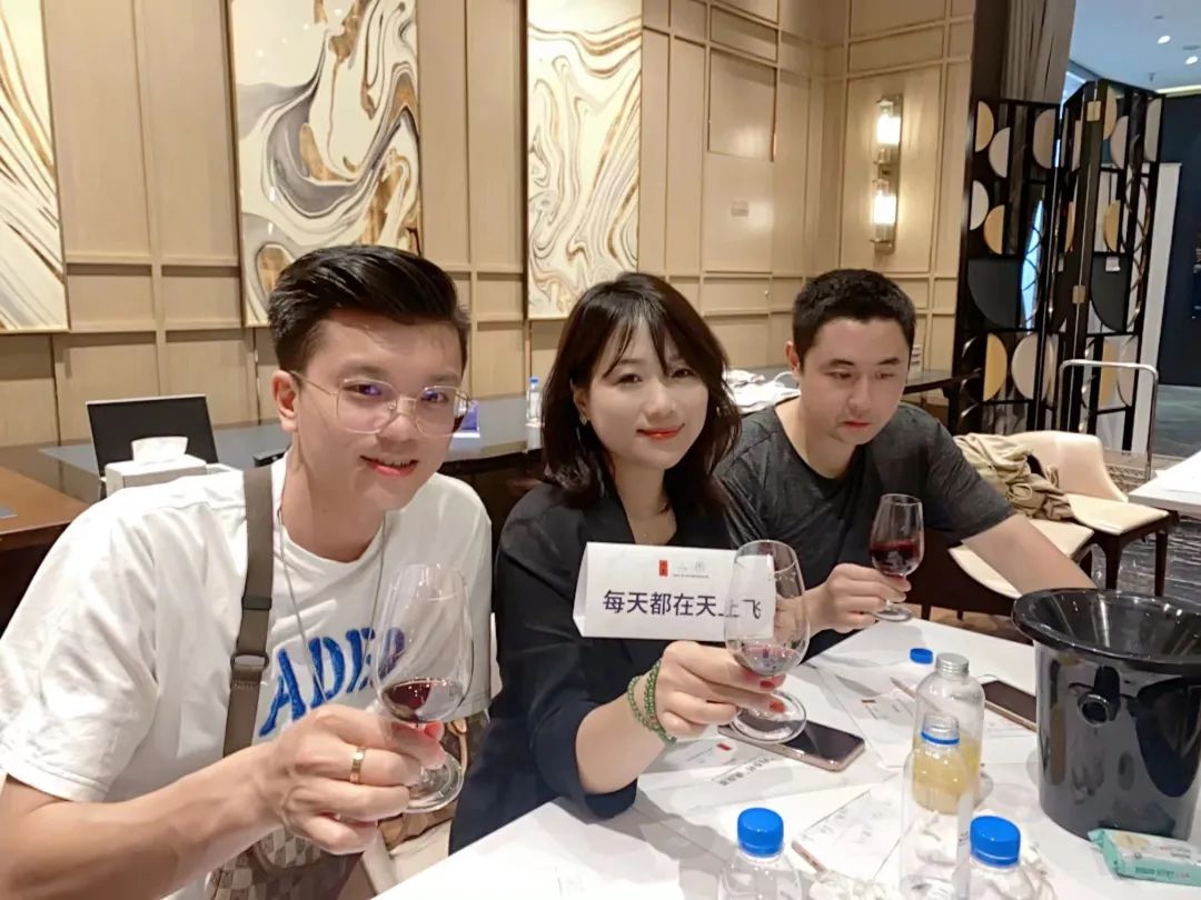 634e3ef31db6e.jpg 634e3ef31db6e.jpg